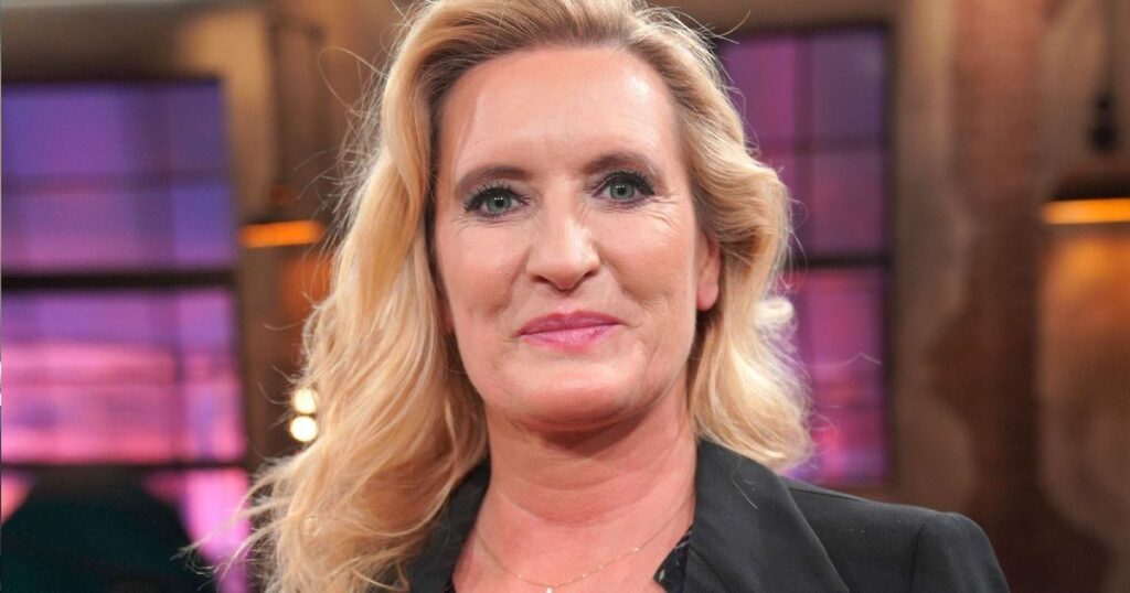 Claudia Kleinert Schlaganfall: Wahrheit, Gerüchte und Fakten einfach erklärt Claudia Kleinert Schlaganfall