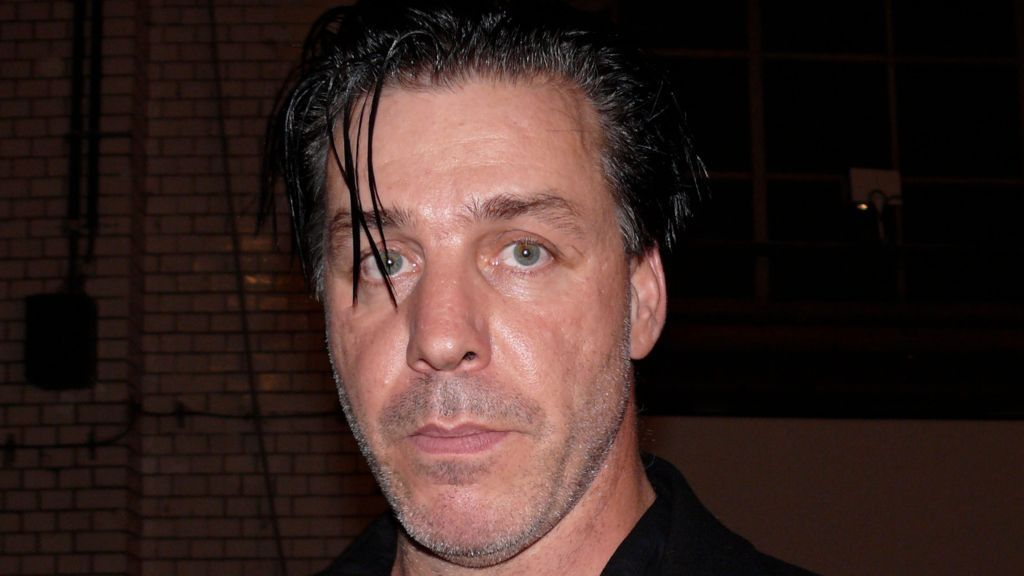 Till Lindemann Vermögen: Wie reich ist der Rammstein-Sänger wirklich? till lindemann vermögen